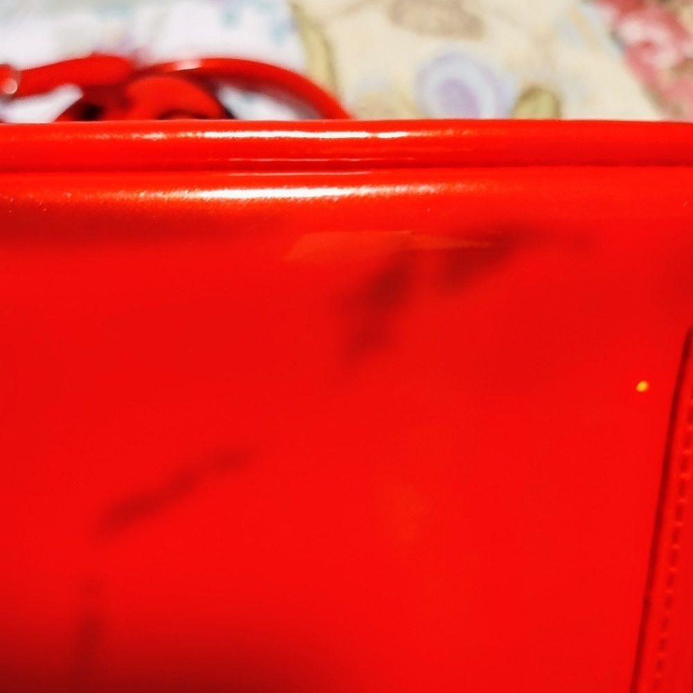 Loungefly Loves Hello Kitty Sanrio Embossed red Patent Dome Handbag - Picture 11 of 16